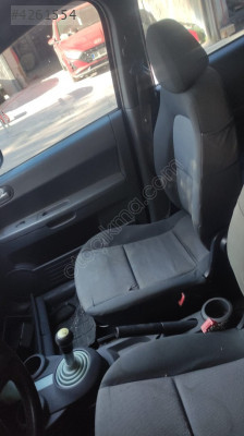 MİTSUBİSHİ COLT ÖN YOLCU KOLTUĞU
