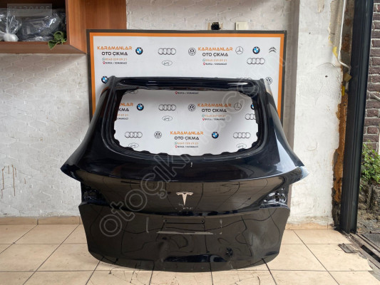 TESLA MODEL Y ARKA BAGAJ KAPAĞI ORJİNAL