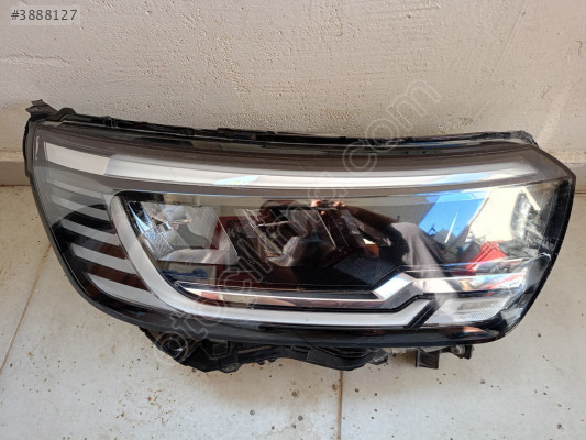 2025 kangoo sağ far fulled