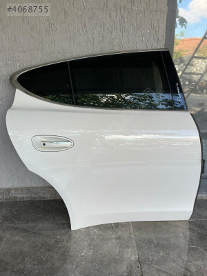 PORSCHE PANAMERA HATASIZ SAĞ ARKA KAPI EGE OTOMOTİV BURSA
