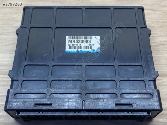Mitsubishi Carisma Motor Beyni / MR420983