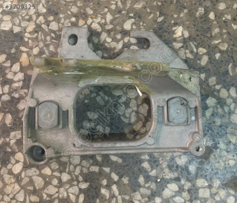 02409 RENAULT CLİO 4 ŞANZIMAN KULAĞI