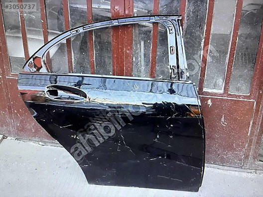 MERCEDES A SERİSİ 176 KASA SAĞ ARKA KAPI
