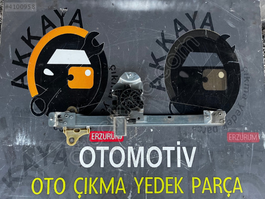 Clio 4 Sol ön Cam Krikosu Orjinal Çıkma