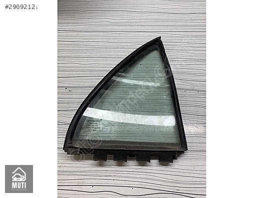 Arka Kapı Paneli ve Camı Diyagramı Toyota COROLLA 68188-02070