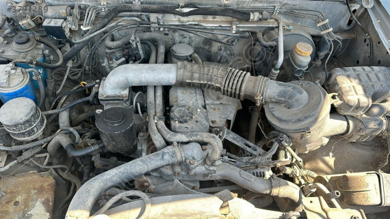 Nissan skystar 2.7000 motor 85000