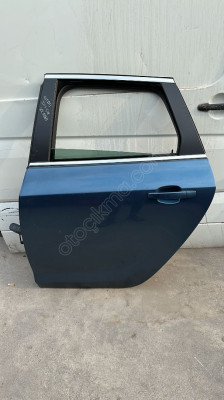 opel astra j st 2015 çıkma sol arka kapı (son fiyat)