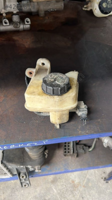 Land Rover hidrolik yağ bidonu orjinal