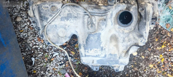 Renault Clio 3 Yakıt Deposu