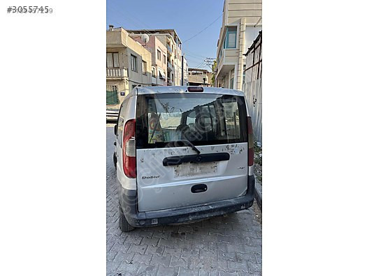 Fiat Doblo Hatasız Bagaj Kapağı