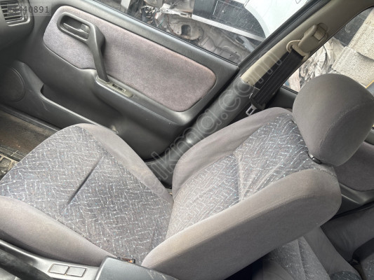 ÇIKMA NİSSAN PRİMERA YOLCU KOLTUĞU