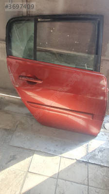 Renault Megane sağ arka kapı