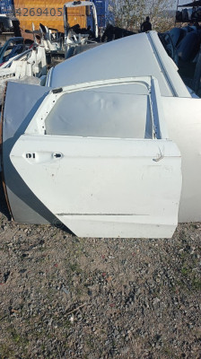 2015-18 FORD MONDEO SAĞ ARKA KAPI ÇIKMA ORJİNAL