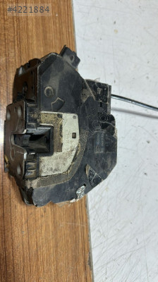 2010-2016 RENAULT FLUENCE SAĞ ÖN KAPI KİLİDİ ORJ ÇIKMA