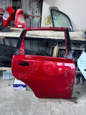 Chevrolet Aveo çıkma arka sağ kapı hacback