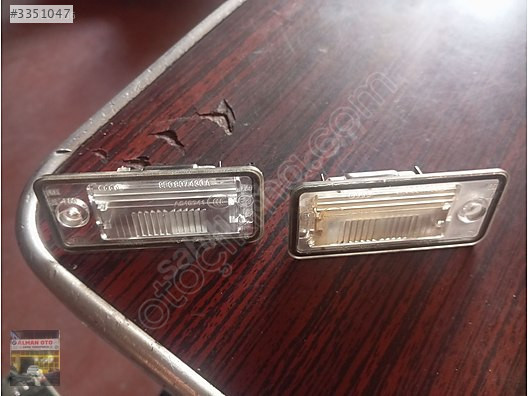8E0807430B 8E0807430A AUDİ A8 PLAKA IŞIĞI