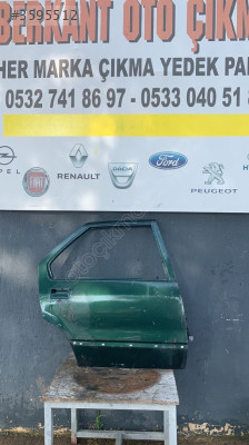 Renault19 Europa sağ arka kapı  çıkma
