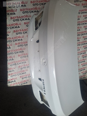 5.20 BMW ARKA BAGAJ KAPAĞI 2012