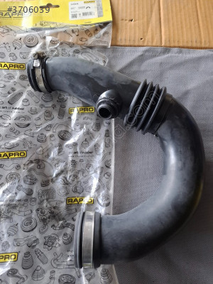 Renault kango 1.5 turbo hava borusu 8200280084