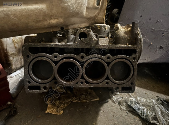 RENAULT 9 YARIM MOTOR