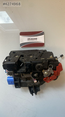 7l0839015D golf 5 sol arka kapı kilidi