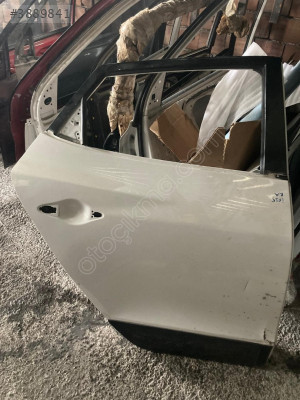 Hyundai ix35 Modeli İçin Çıkma Sağ Arka Kapı Parçası