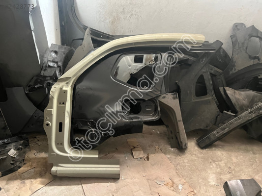 VOLKSWAGEN NEW BEETLE SOL MARŞPİYEL SACI ORJİNAL SIFIR