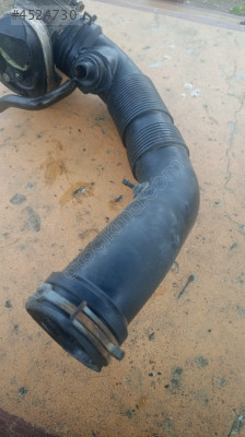 Audi a3 1.6 bse kodlu motor gaz kelebeği borusu