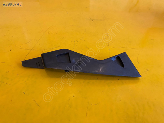 VW Passat Tampon Braketi Sol Çıkma Orjinal 3C0807723