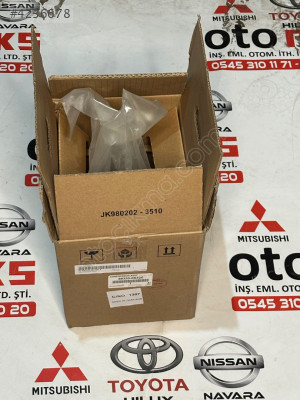 88320-0K520 TOYOTA HILUX KLİMA KOMPRESÖRÜ ORJ.