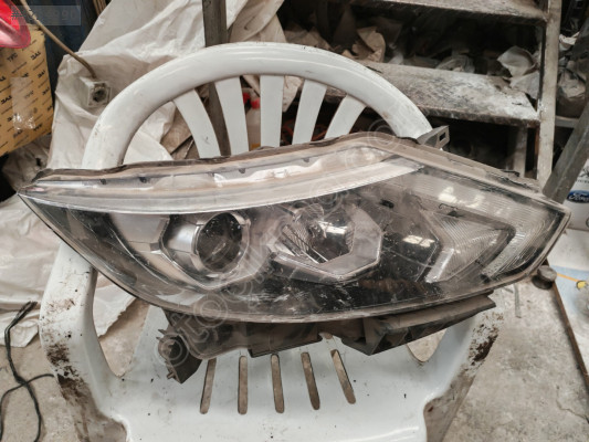 NISSAN QASHQAI SAĞ FAR 2017-2018