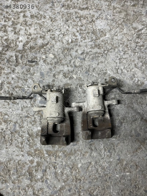 RENAULT MEGANE 4 SAĞ SOL ARKA KILIPER ORJİNAL CIKMA