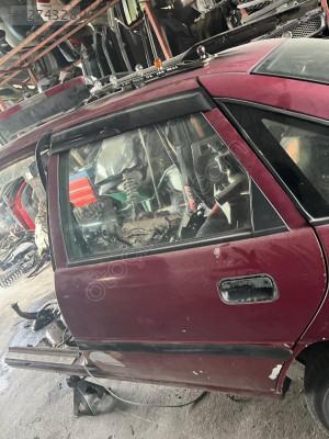 Opel Vectra A kasa sol arka kapı