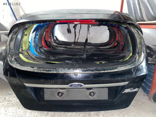 FORD FİESTA BAGAJ KAPAĞI ORİJİNAL HATASIZ RENK SEÇENEKLERİ