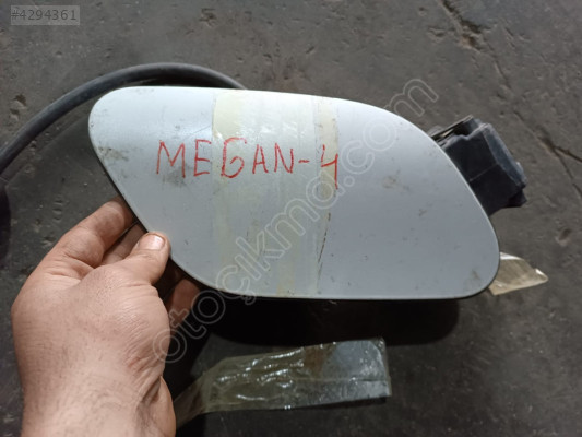 RENAULT MEGANE  4 DEPO KAPAĞI