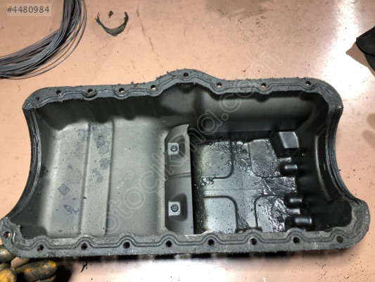 Ford Sierre Scorpio Escort Külbütör Kapağı 88WM-6675-SA