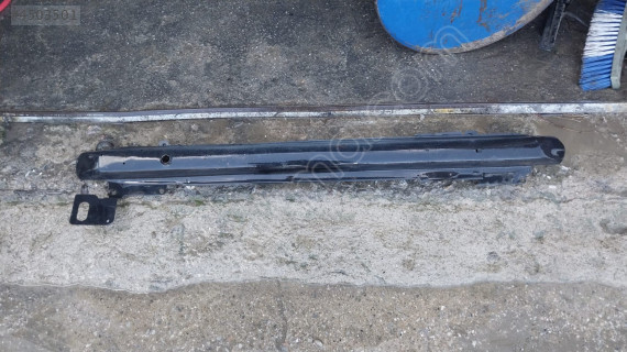 Peugeot 307 ön tampon demiri