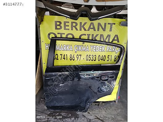 Kia Sportage sol arka kapı 12.500 TL