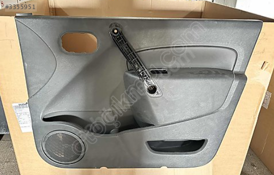 Kangoo Sağ Ön Kapı Döşemesi 8200618589