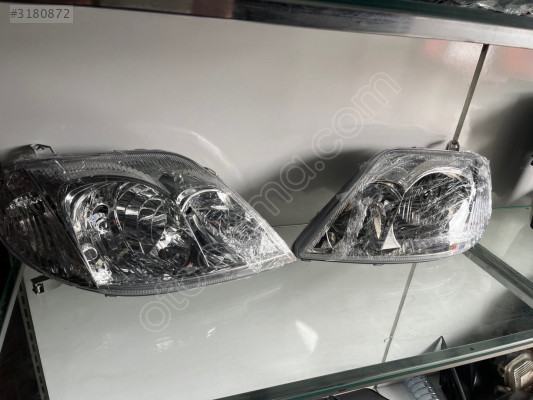 TOYOTA COROLLA SAĞ SOL FAR ORJİNAL ÇIKMA PARÇA 2005