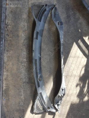 PEUGEOT PEJO 207 CAM ÖNÜ IZGARASI