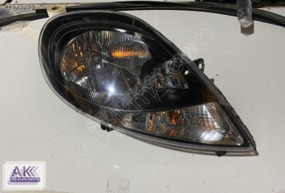 renault trafıc 2 sıfır orjınal sağ ön far