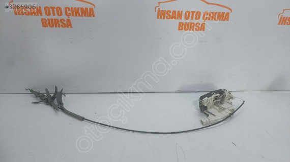 Mercedes sprinter sürgülü kapı kilidi 906 kasa A9067304535