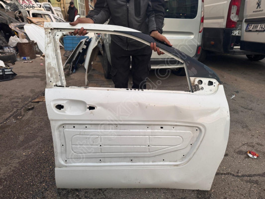 CİTROEN C4 CACTUS BEYAZ SAĞ ÖN KAPI ORJINAL