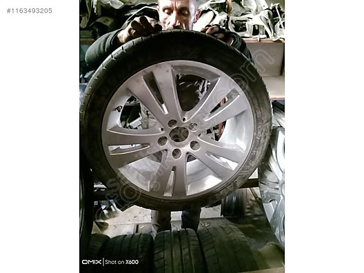 Mercedes W204 kasa jant lastik 1 adet mevcut orijinal 5.000 TL