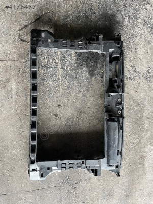 VOLKSWAGEN CADDY ÖN PANEL 2011-2016 ÇIKMA ORİJİNAL