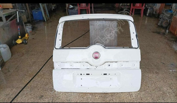 Fiat Fiorino Modeli İçin Çıkma Bagaj Kapağı