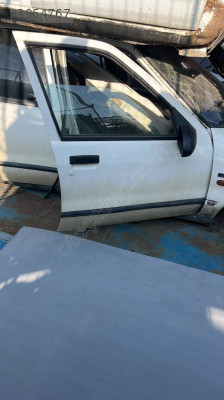 Renault 19 sağ ön kapı