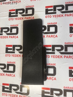 VOLKSWAGEN Scirocco AYAK BASMA PLASTİĞİ 1K1864777B