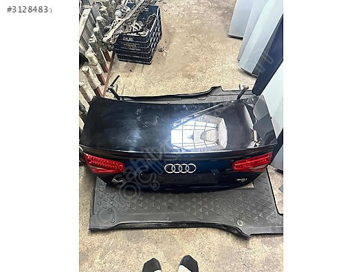 Audi A4 2012 Çıkma Bagaj Kapağı